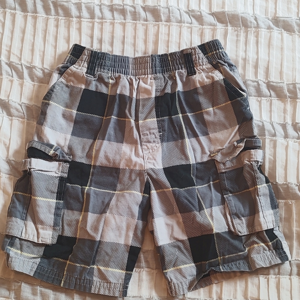 Plaid Size 5T short boys